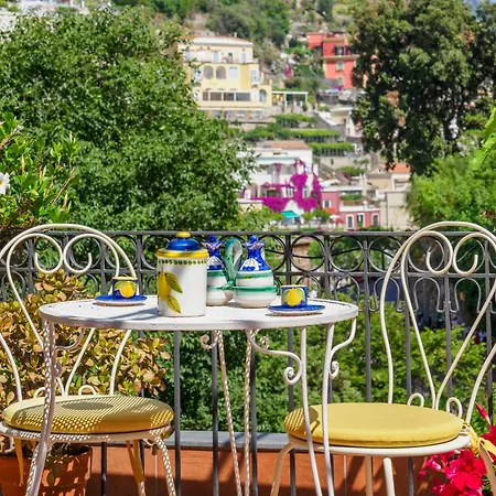 Casa de férias Elegant Terrace *
